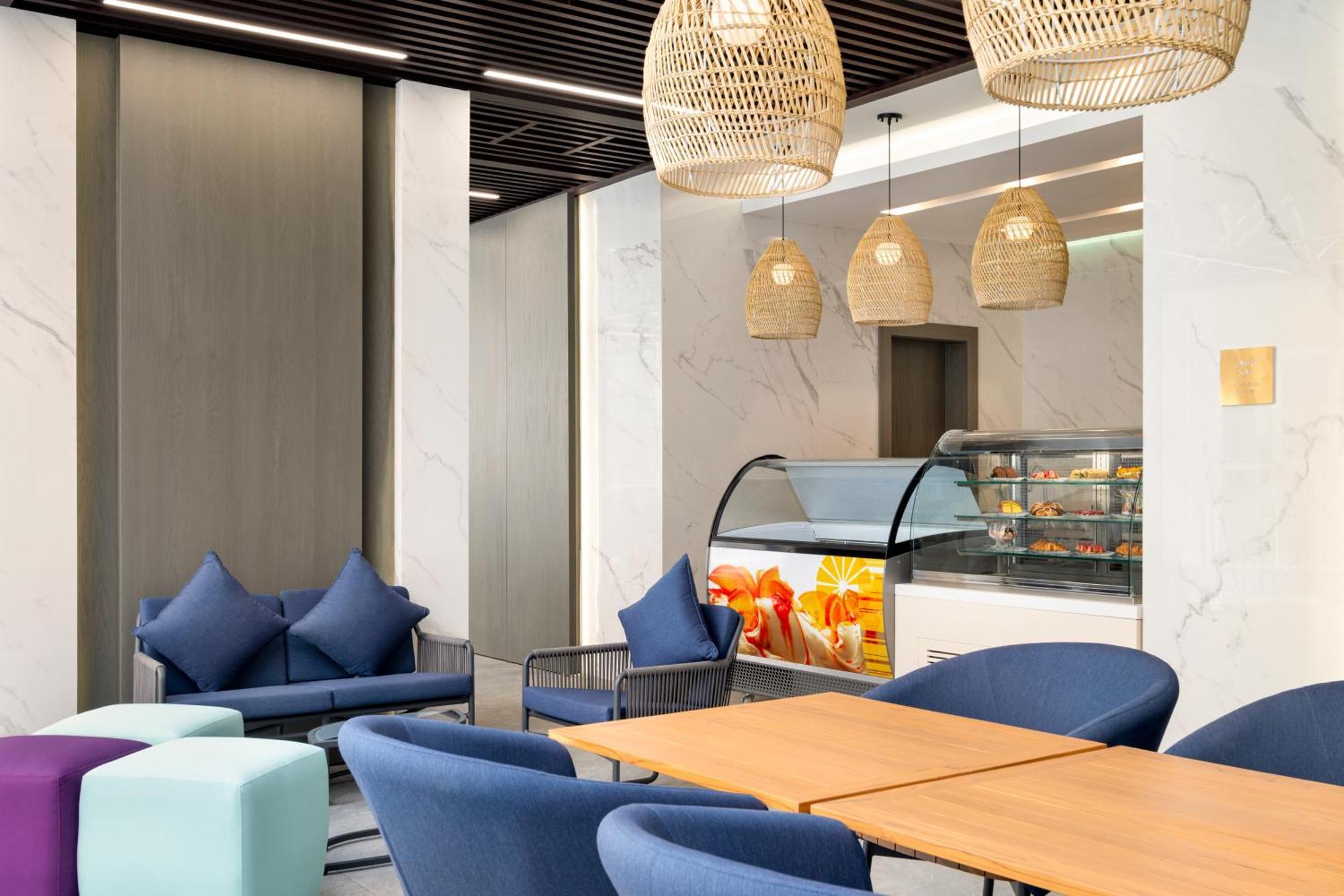Mercure Riyadh Al Anoud Exterior photo