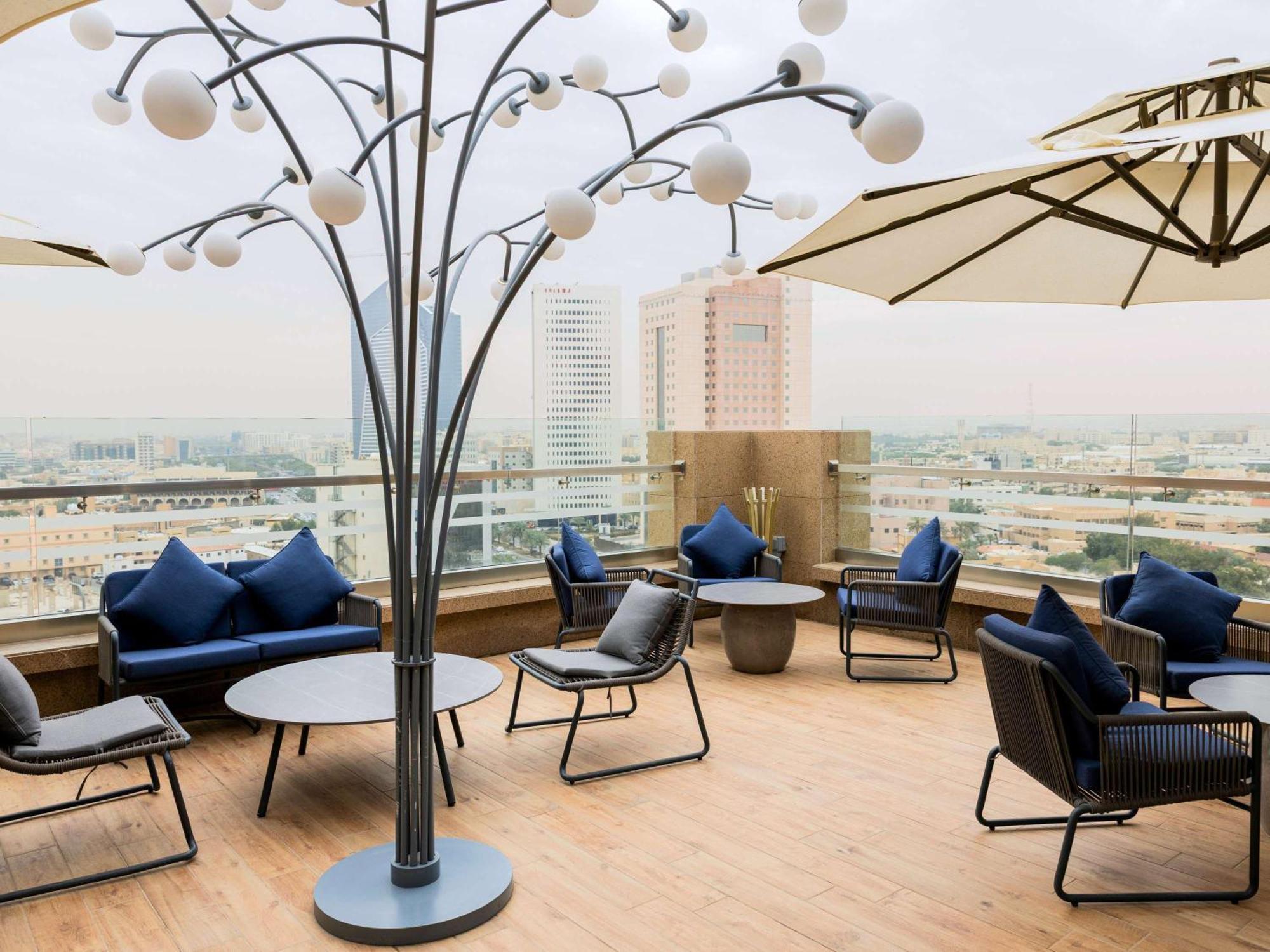 Mercure Riyadh Al Anoud Exterior photo